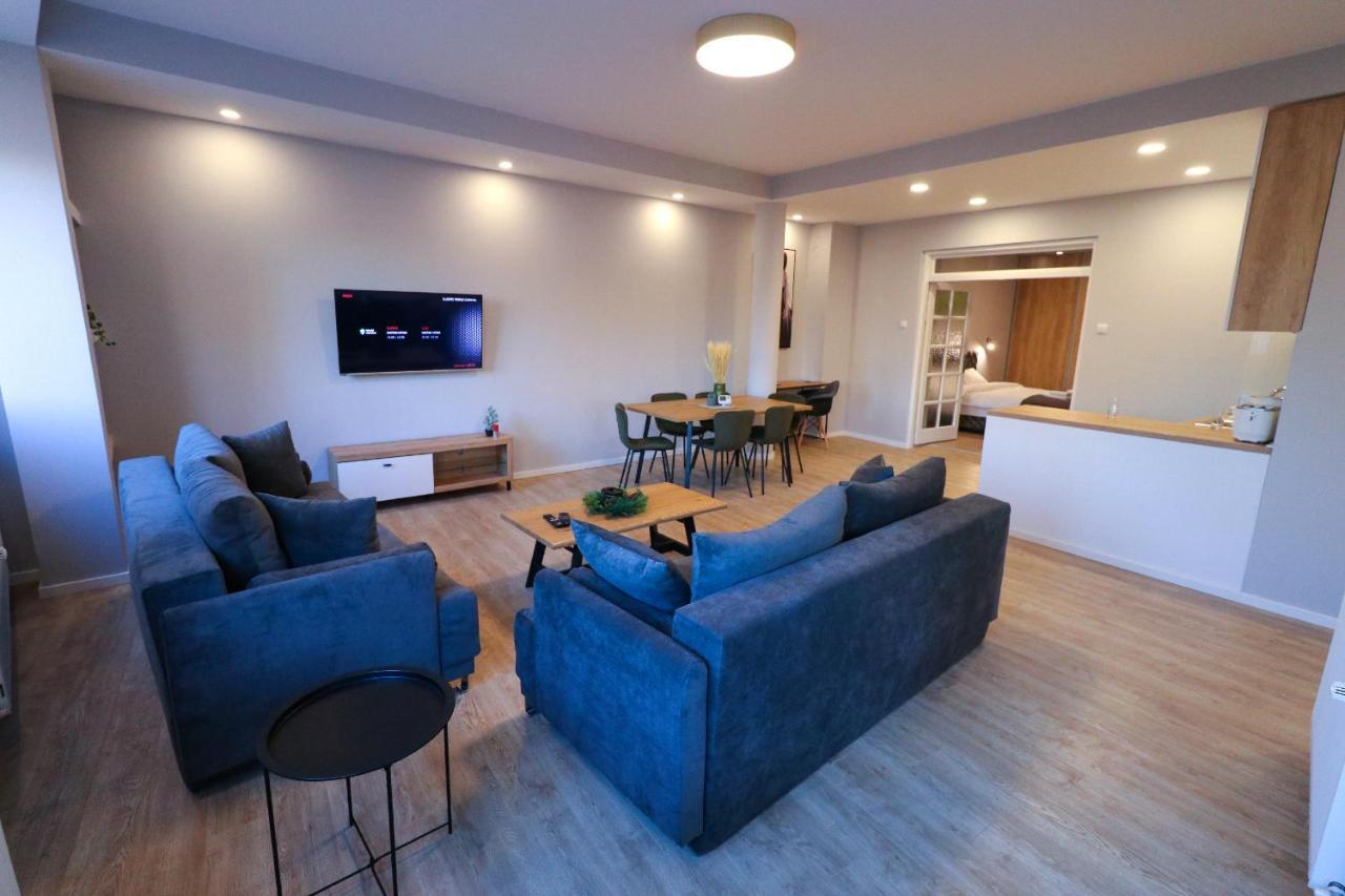 Apartamento Heart Of Nis Lux Exterior foto