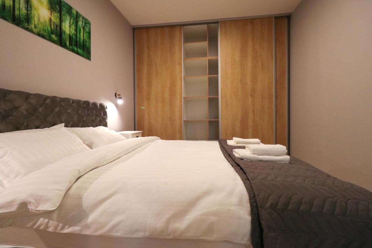 Apartamento Heart Of Nis Lux Exterior foto