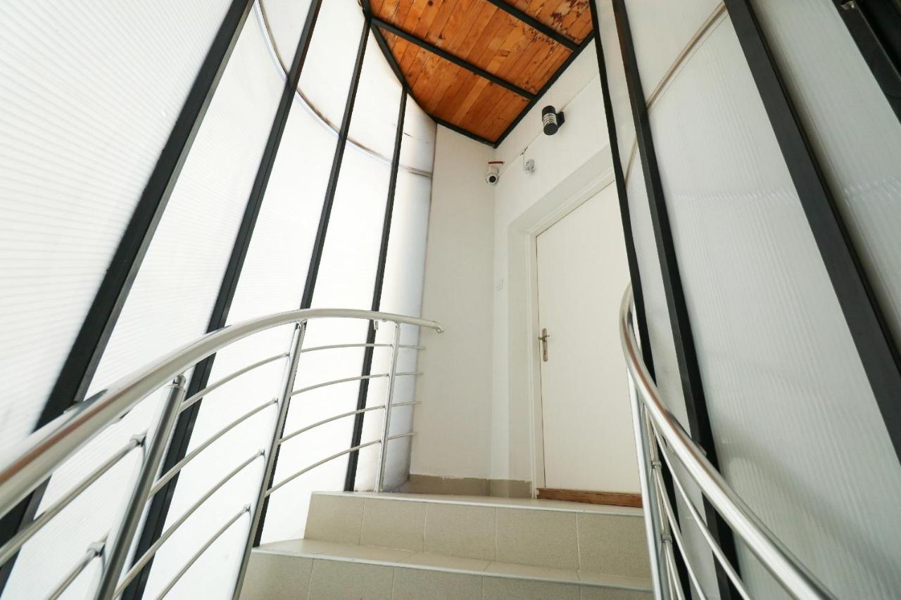 Apartamento Heart Of Nis Lux Exterior foto